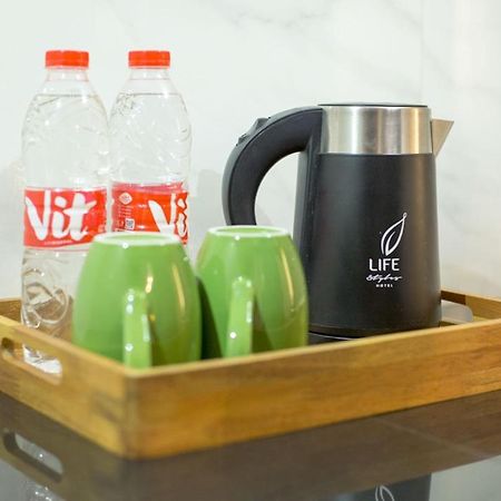 Life Emerald Hotel 수라바야 외부 사진